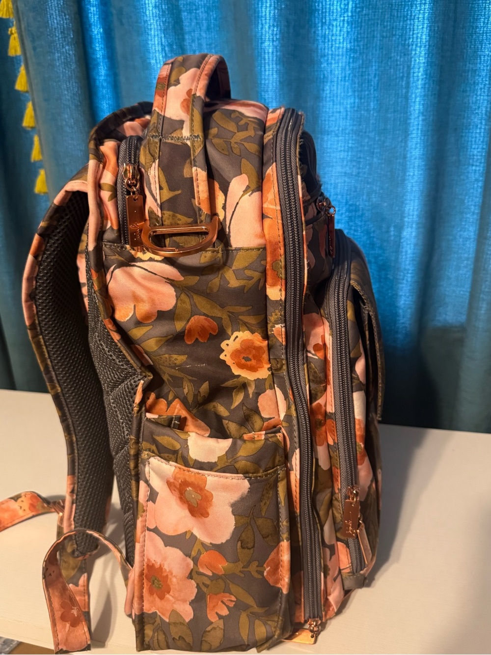 Ju-Ju-Be Floral diaper bag in Pink & Olive - Picture 7 of 9